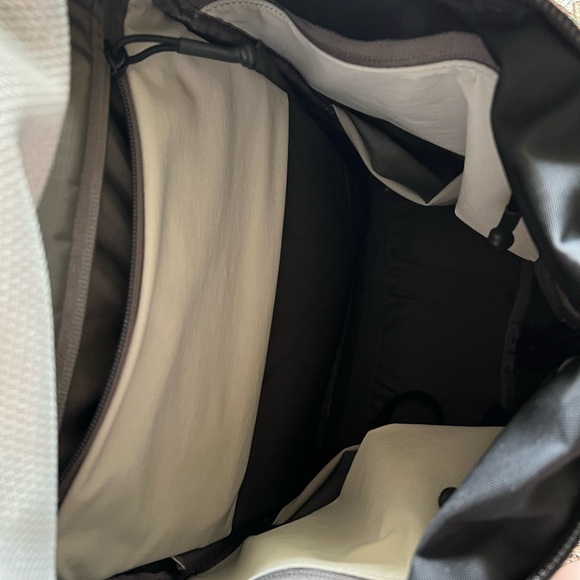 Yeti Ranchero 27L - Picture 4 of 6